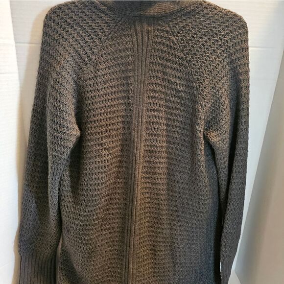 Cute junior cardigan size medium - Picture 6 of 6